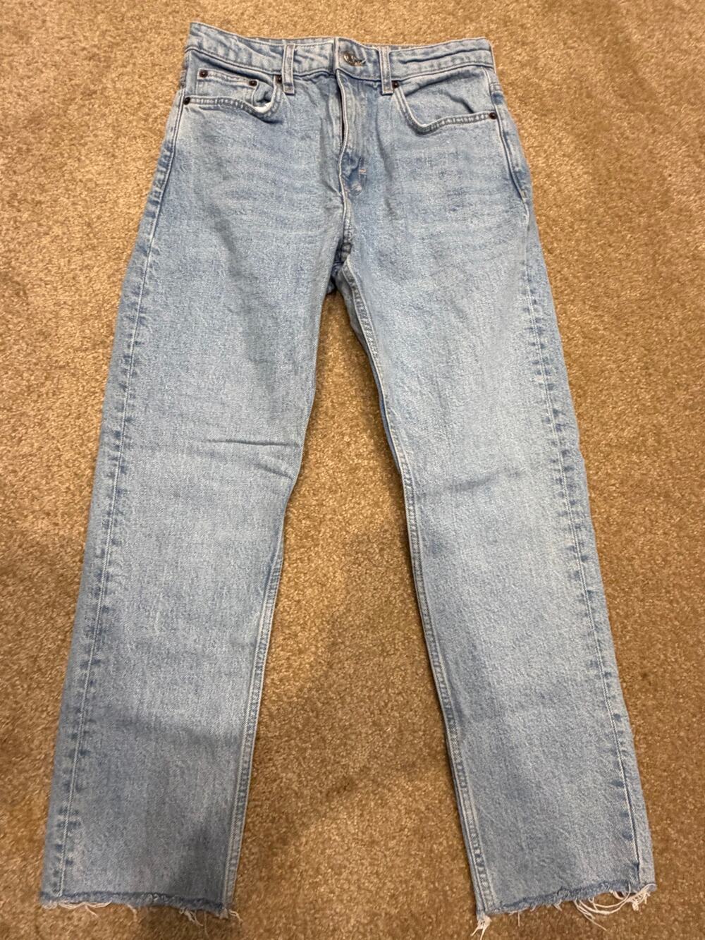 Women’s Topshop Raw Hem Light Wash Jeans Size 27wx32L